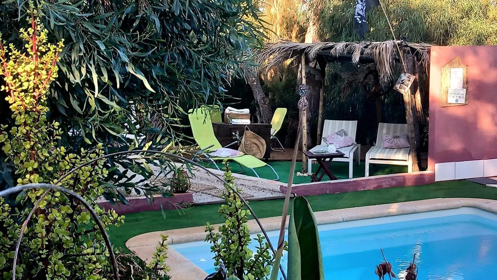 Апартаменты Koala Valdareina, Piscine Chauffee, Benagil-Carvoeiro Карвоейру Португалия